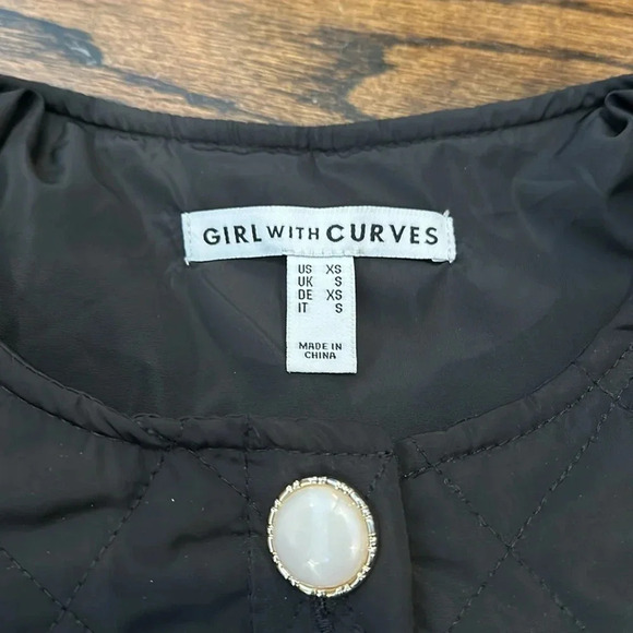 GIRL WITH CURVES Quilted Jacket with Gold/Pearl Buttons Puff sleeve Size XS - Picture 2 of 10